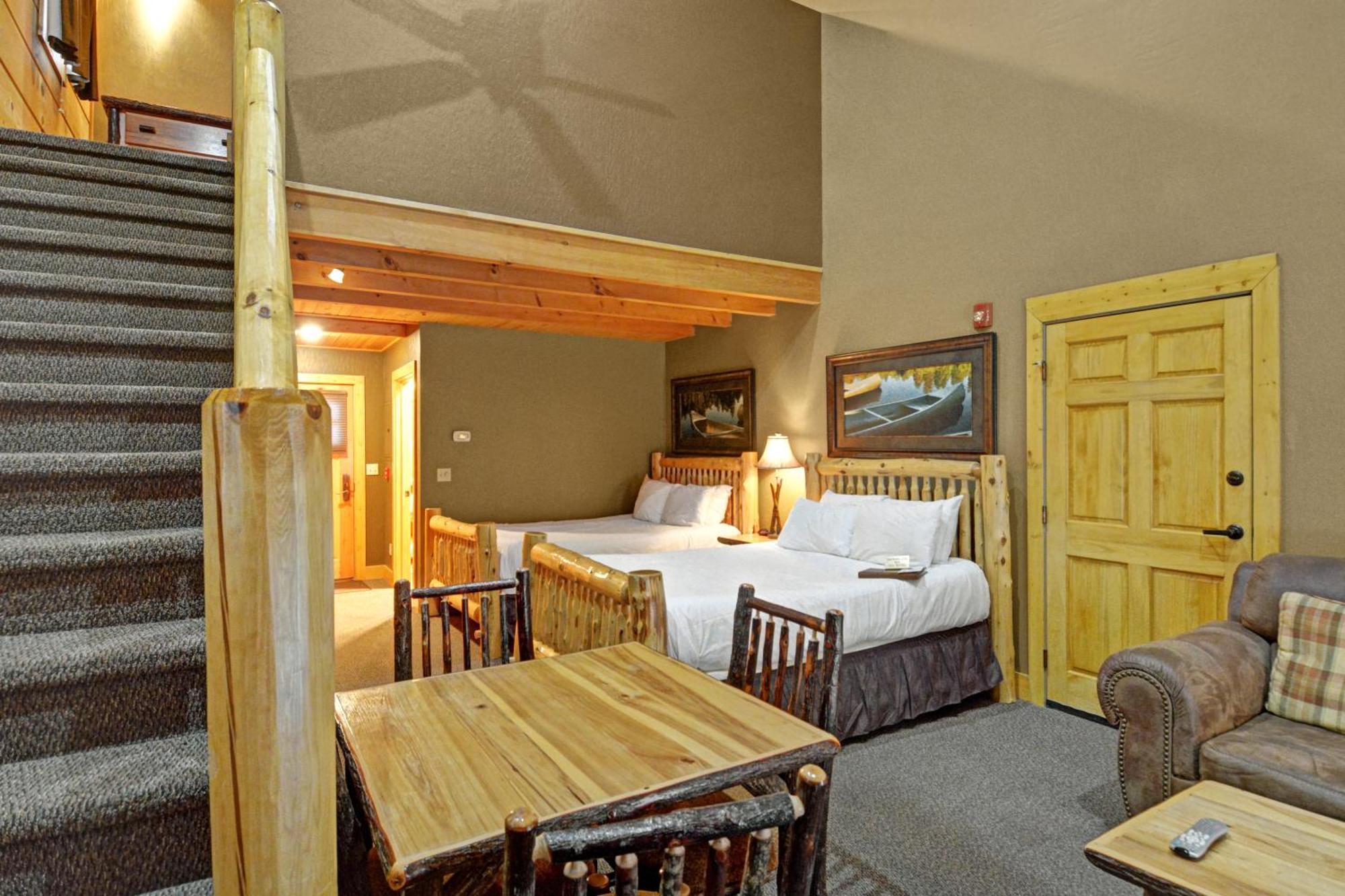 The Lodges At Sunset Village 맥헨리 객실 사진